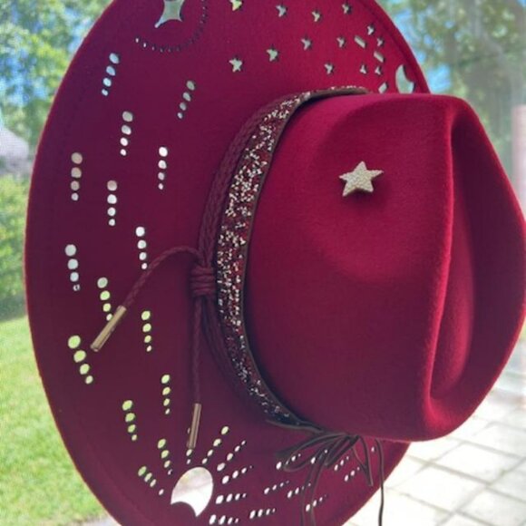 Hats. Laser-cut felt hat in “Sunrise/Sunset” design. main image 11